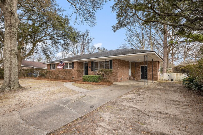 Building Photo - 826 Symmes Dr