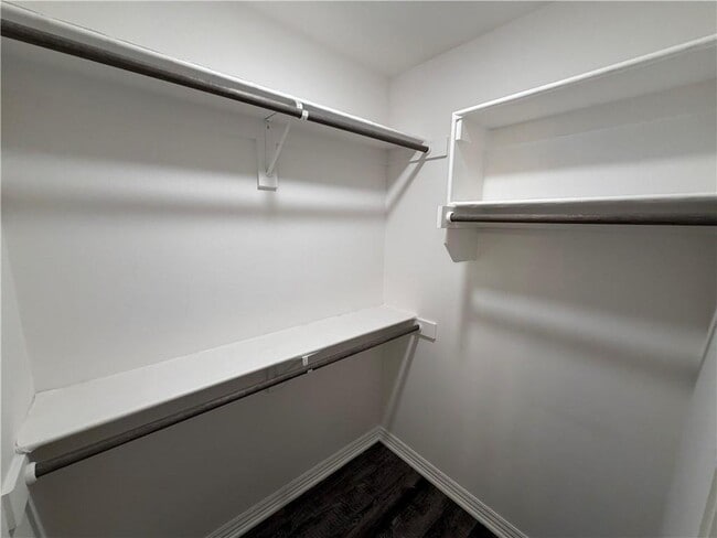 Building Photo - 6025 W Quinn St