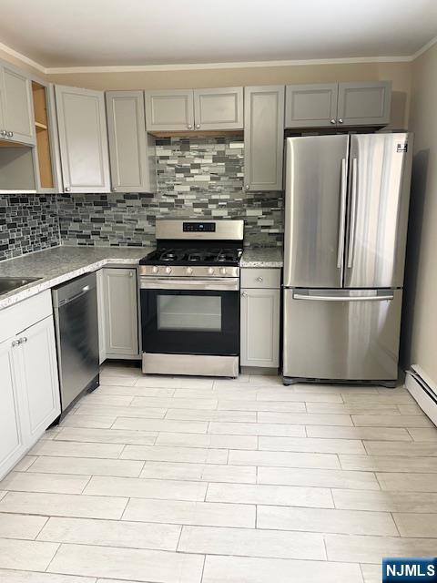 Building Photo - 465 Main 2