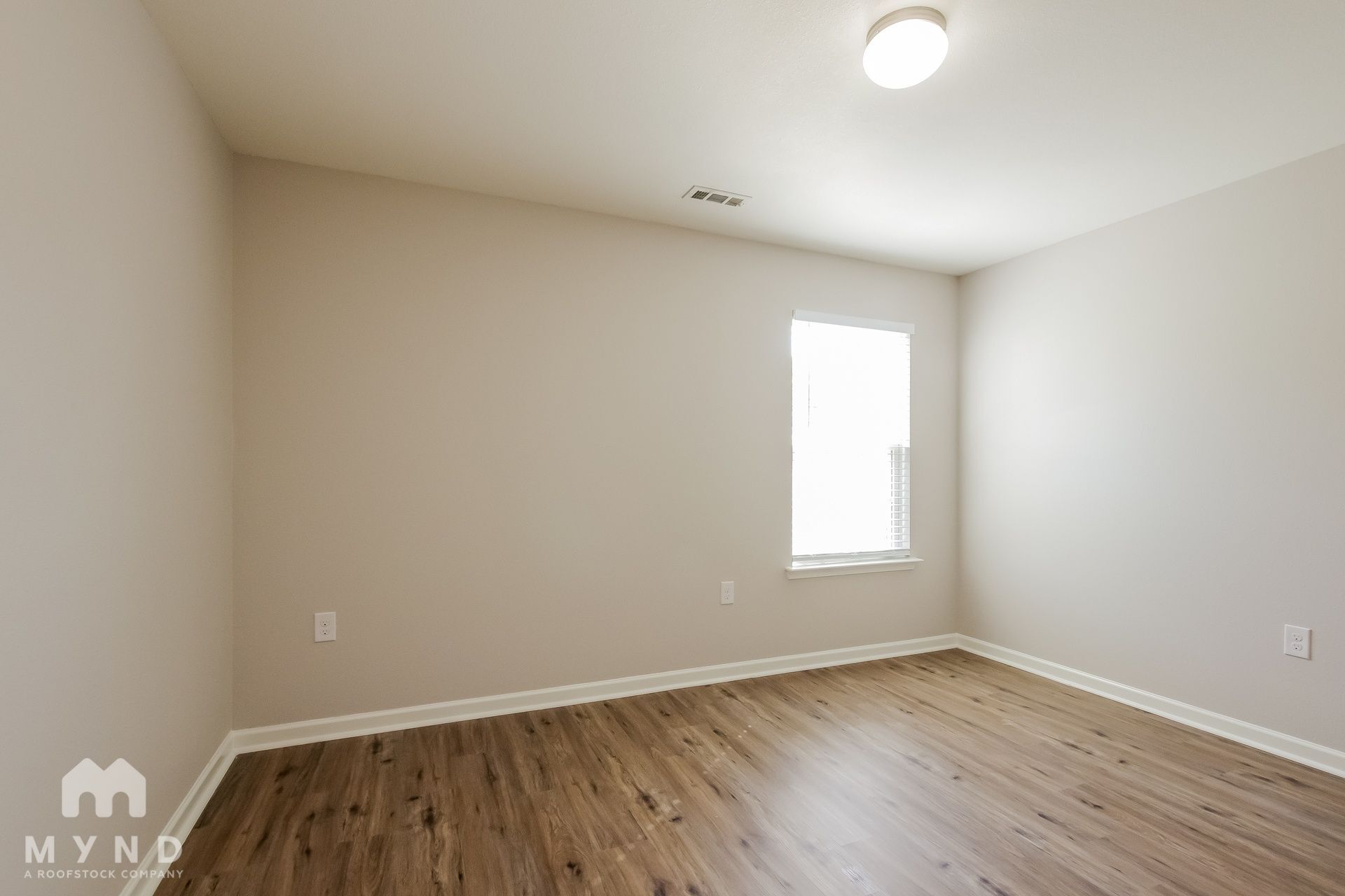 Building Photo - 956 Cassidy Dr