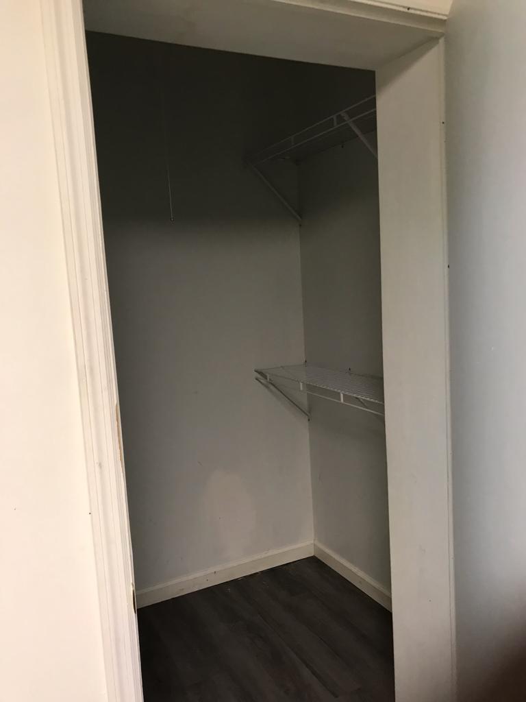 Building Photo - 502 Walnut St