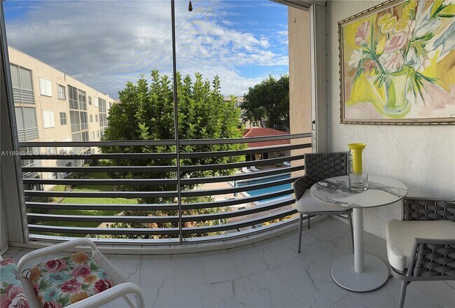 Building Photo - 1541 S Ocean Blvd