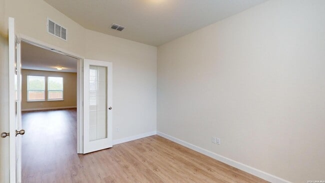 Building Photo - 344 Autumn Rouge