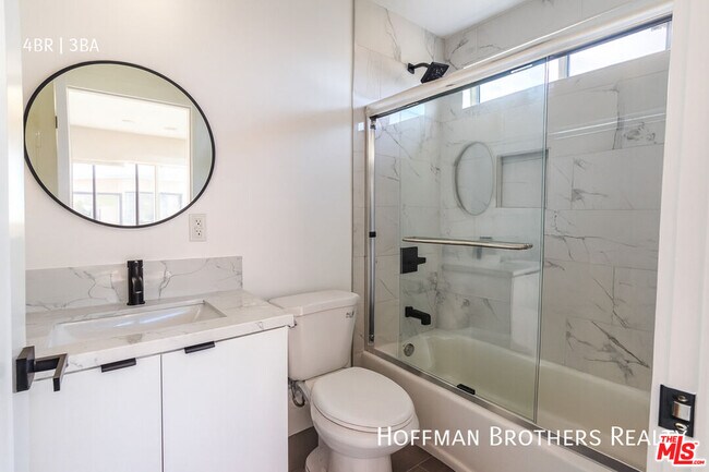 Building Photo - 4507 W 18th St