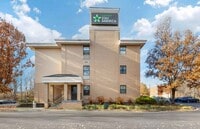Building Photo - Furnished Studio-Washington, D.C. - Gaithersburg - North