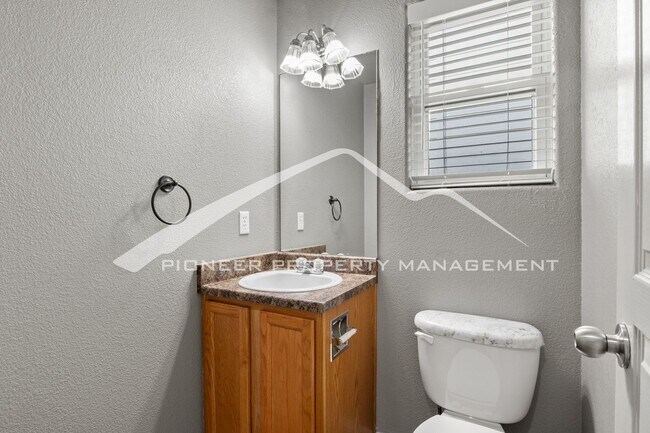 Building Photo - Spacious 4-Bed, 3.5-Bath Home with Walkout Basement, Oversized Deck enclosed yard, AC and 2-Car G...