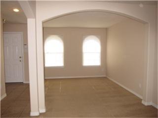 Building Photo - 5020 Deer Path Dr
