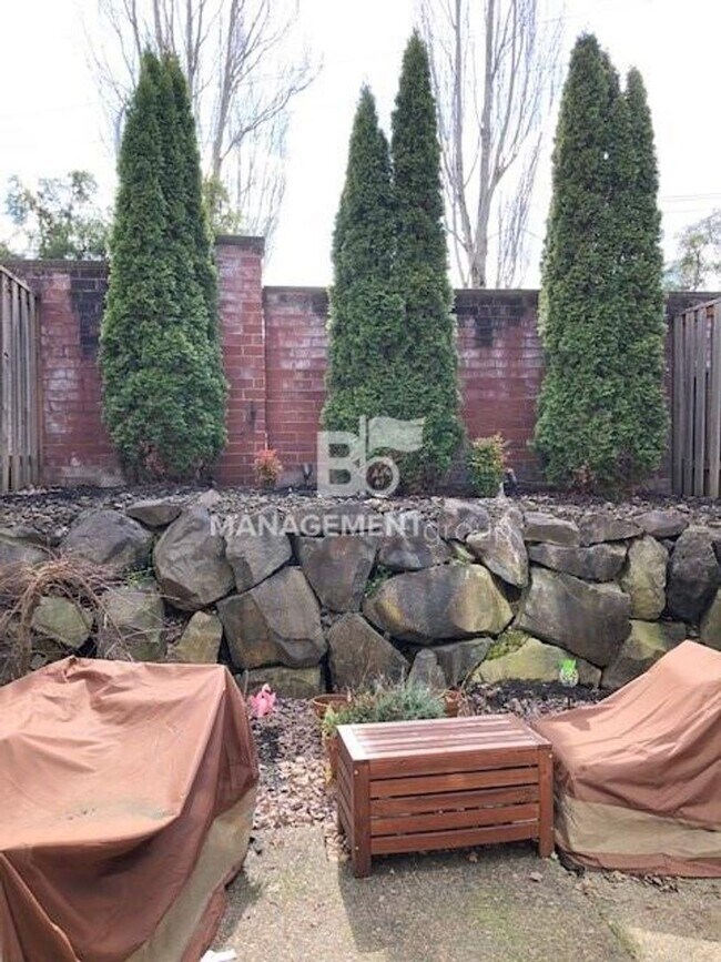 Building Photo - 17222 NW Widgi Creek Ct