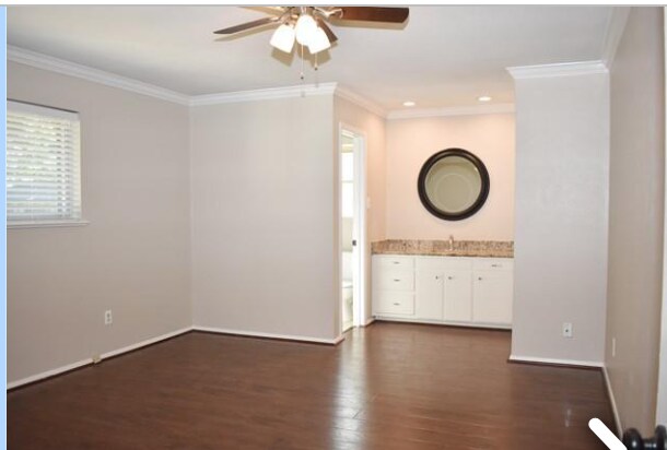 Building Photo - 600 Colleyville Terrace