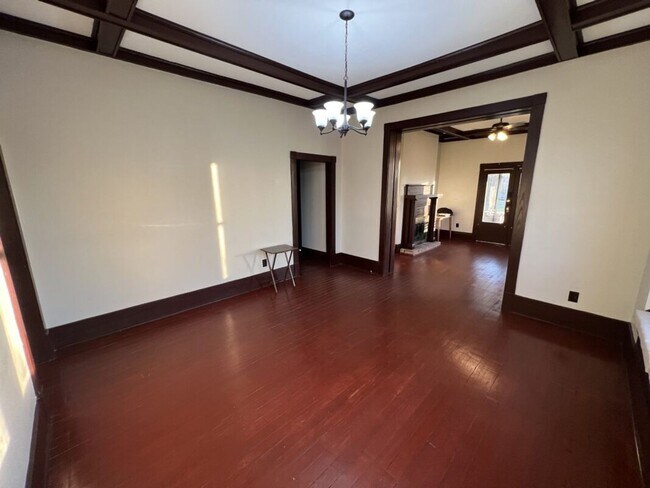 Building Photo - 8222 LA-955