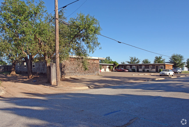 Building Photo - Mission Apartments