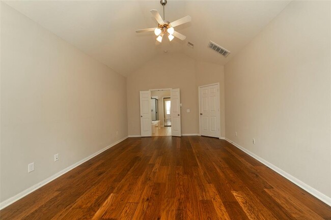Building Photo - 24427 Ranchwood Springs Ln