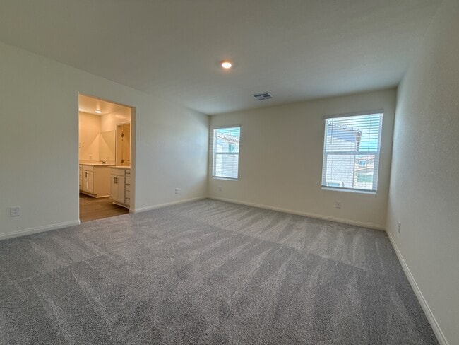 Building Photo - 10415 Ricordi St