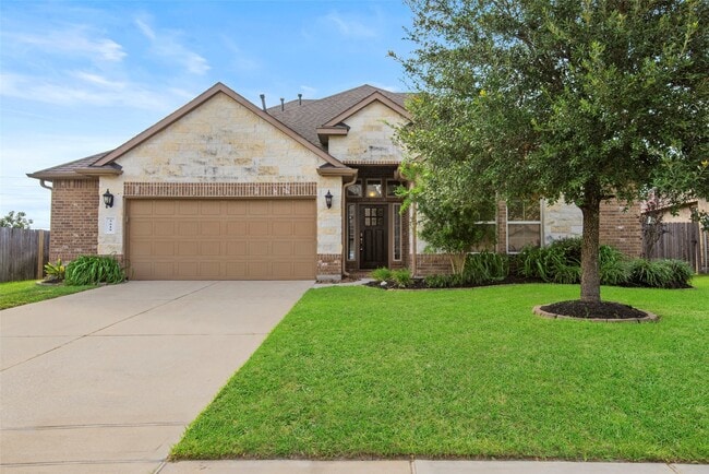 Primary Photo - 5619 S Denham Ridge Ln