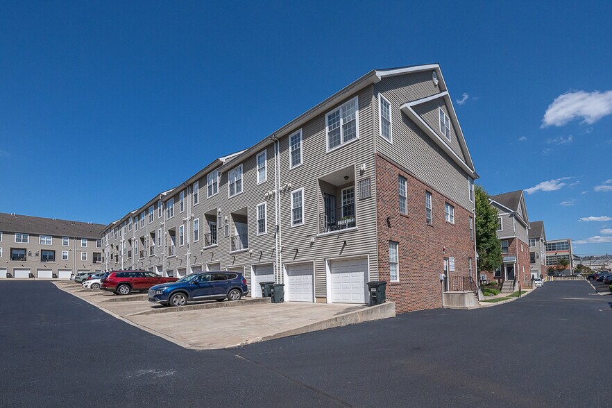 Building Photo - 35 Brewerytown Ct