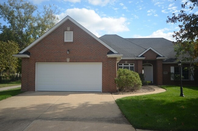 Primary Photo - 4900 Royal Lytham Dr