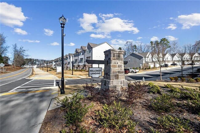 Building Photo - 1230 Ainsworth Alley