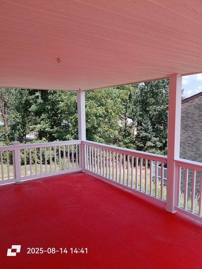 Building Photo - 5115 Daube Dr