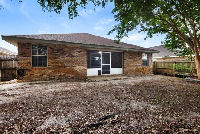 Building Photo - 9761 Leeward Way