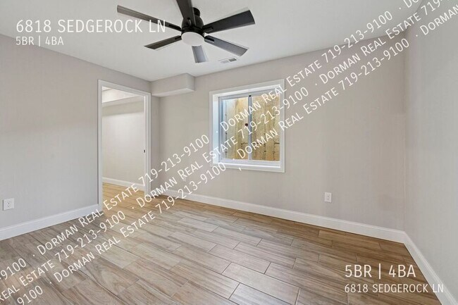 Building Photo - 6818 Sedgerock Ln