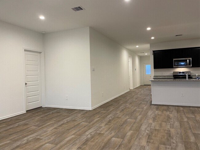 Building Photo - 7423 Audubon Russet Dr