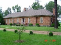 Building Photo - 9850 Old Sweet Hall Ferry Rd