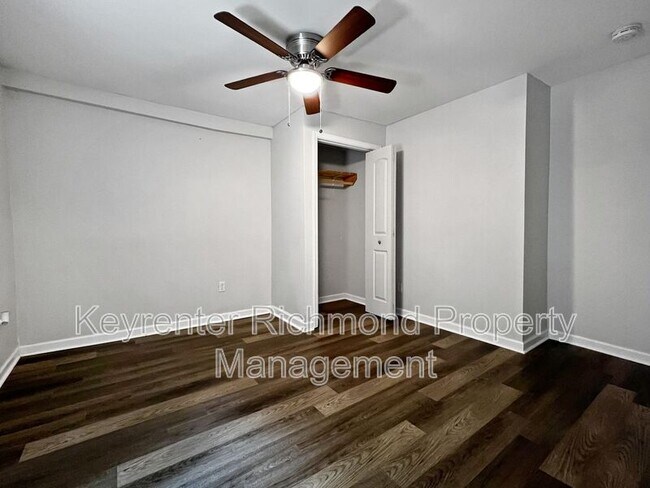 Building Photo - 9 E 19th St