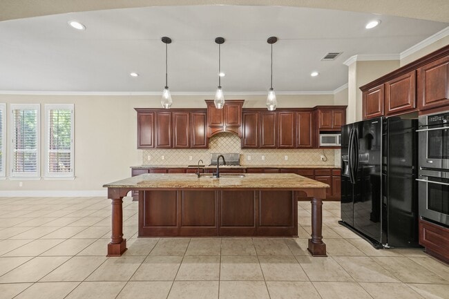 Building Photo - 25503 Madison Falls Ln