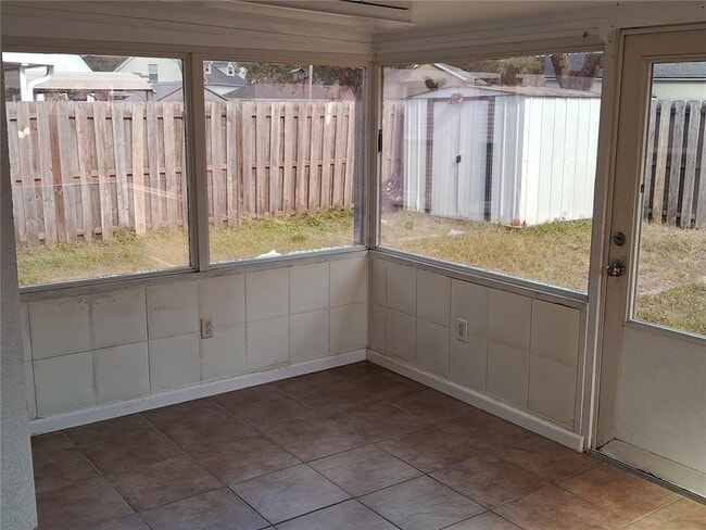 Building Photo - 15003 Deer Meadow Dr