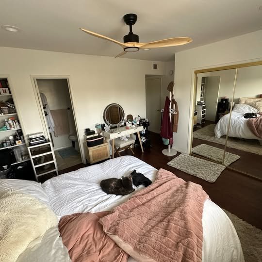 Building Photo - 6227 Morse Ave