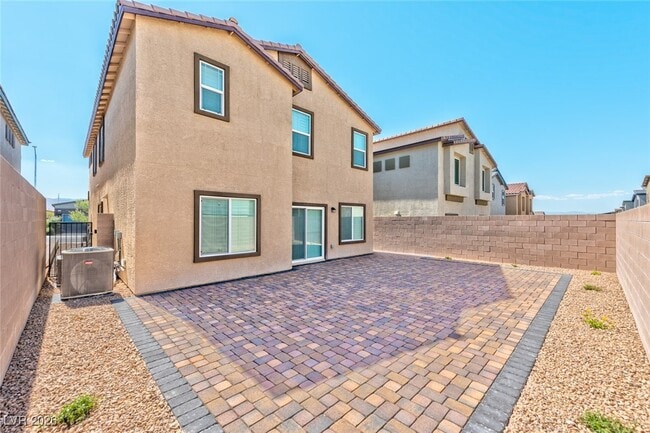 Building Photo - 12756 Battista Ln