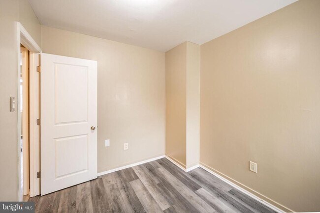 Building Photo - 2220 Fitzwater St