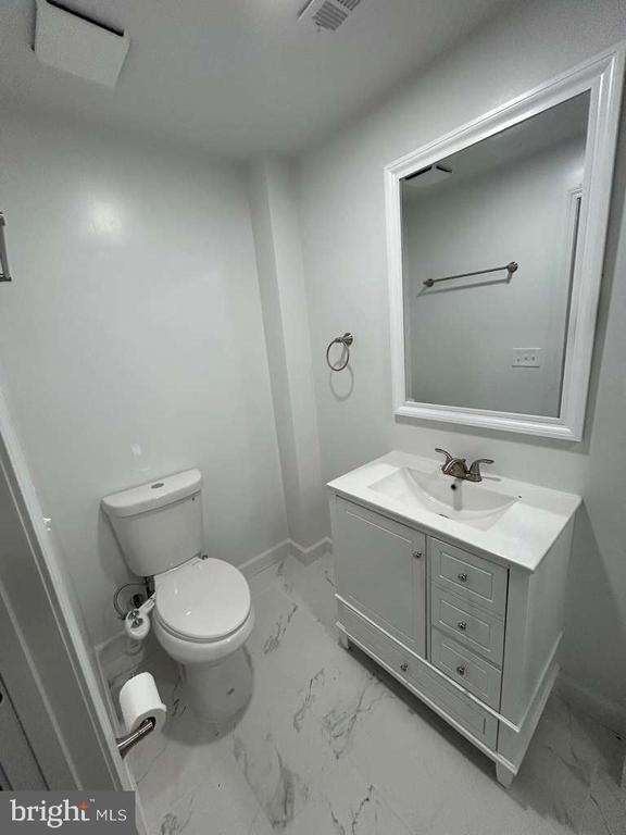 Building Photo - 44377 Stone Roses Cir