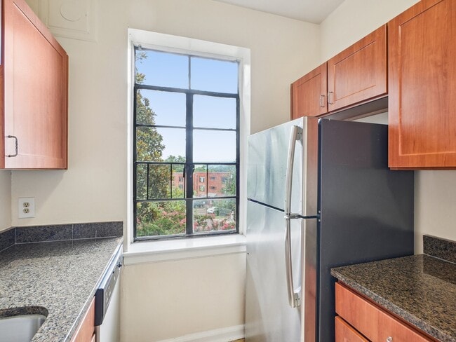 Floorplan - Cameron Court Apartments