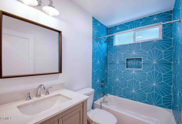 Building Photo - 3185 Larga Ave