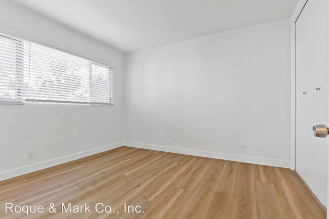 Building Photo - 2 br, 1 bath Apartment - 1043 5th Street 1...