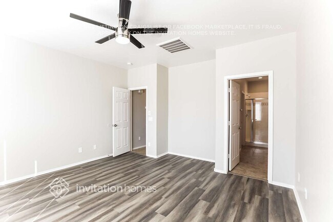 Building Photo - 10015 W Wier Ave