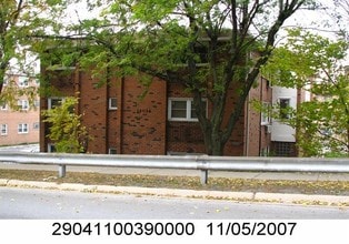 Building Photo - 14026 S School St Riverdale, IL 60827