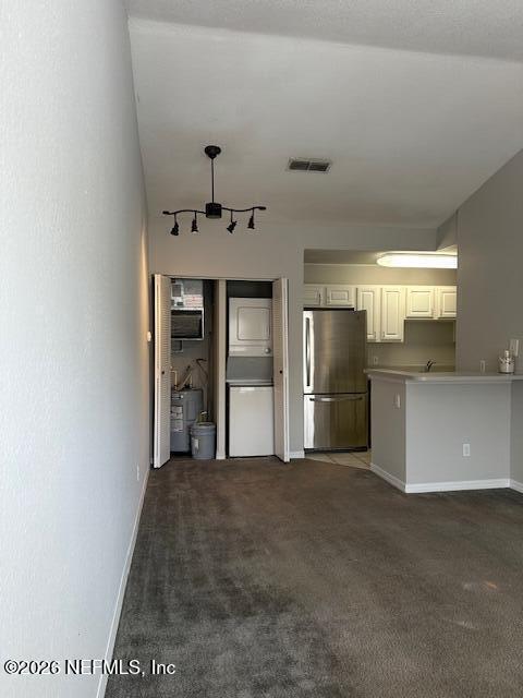 Building Photo - 13700 Richmond Park Dr N