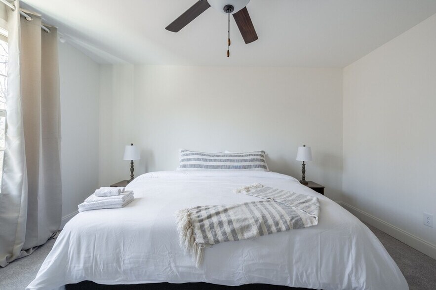 Building Photo - 3319 Old Hickory Blvd