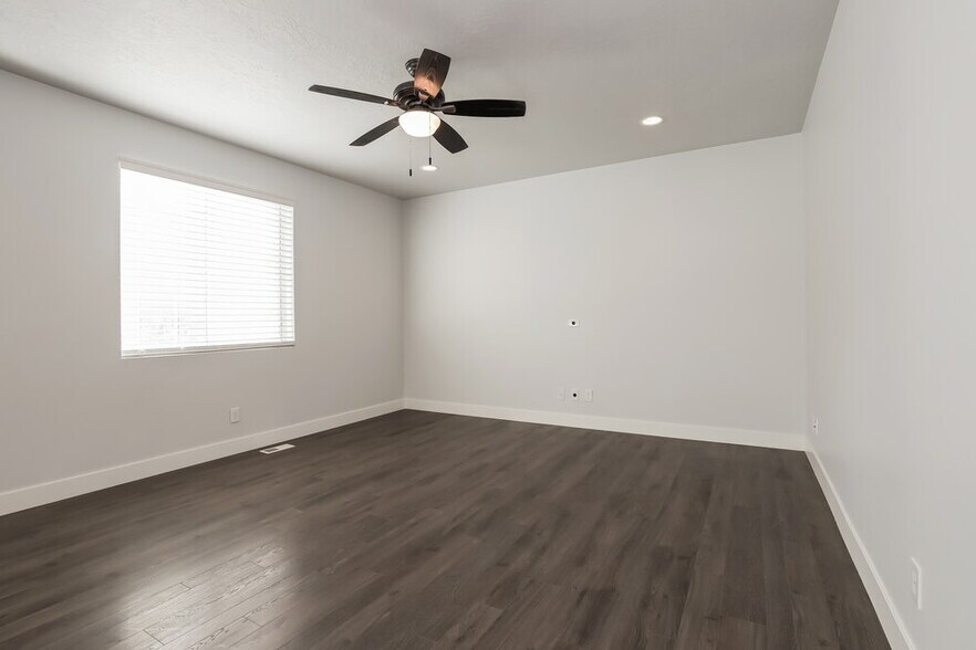 Building Photo - 13061 Acklins Dr