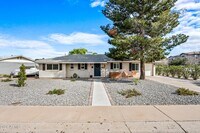 Building Photo - 1831 W Northview Ave