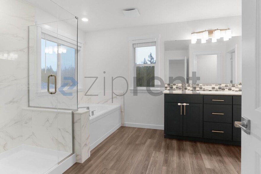 Building Photo - 13231 204th Ave SE