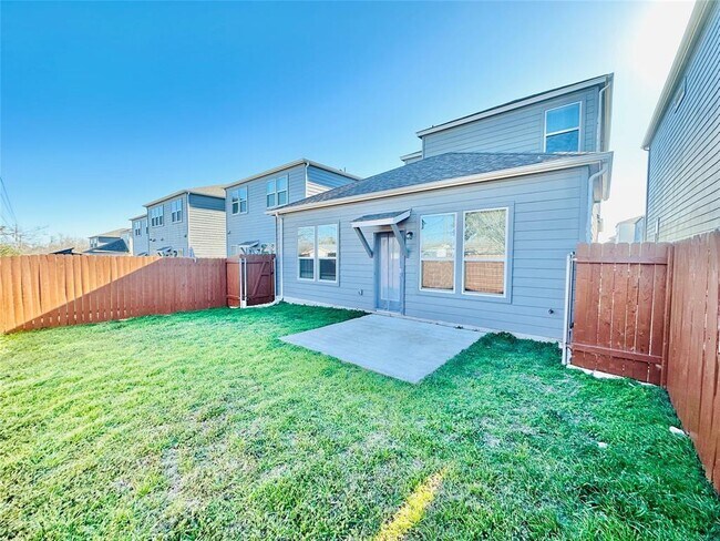 Building Photo - 1304 Limelight Ln