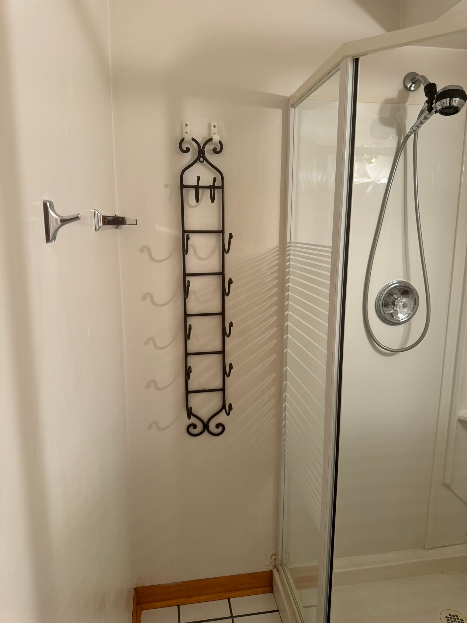 Building Photo - 7S485 Lynn Dr