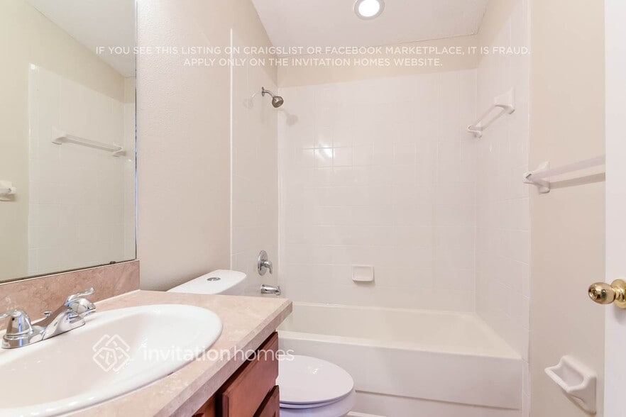 Building Photo - 13037 Old Florida Cir