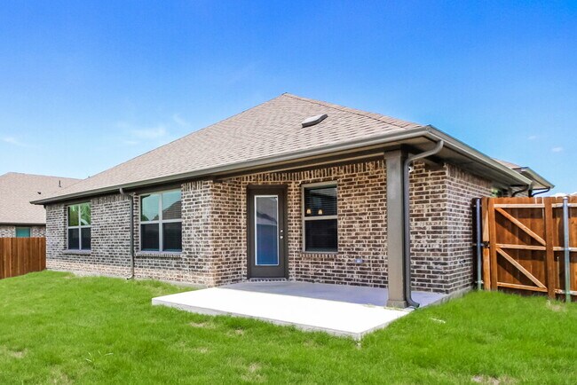 Building Photo - 6265 Thunderwing Dr