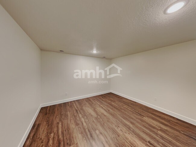 Building Photo - 288 Allen Ln