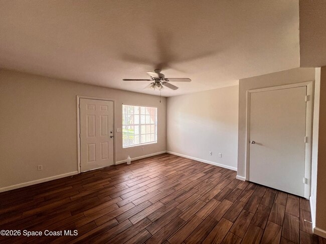 Building Photo - 1880 Long Iron Dr