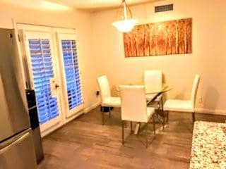 Building Photo - 12032 Meadow Gate Dr